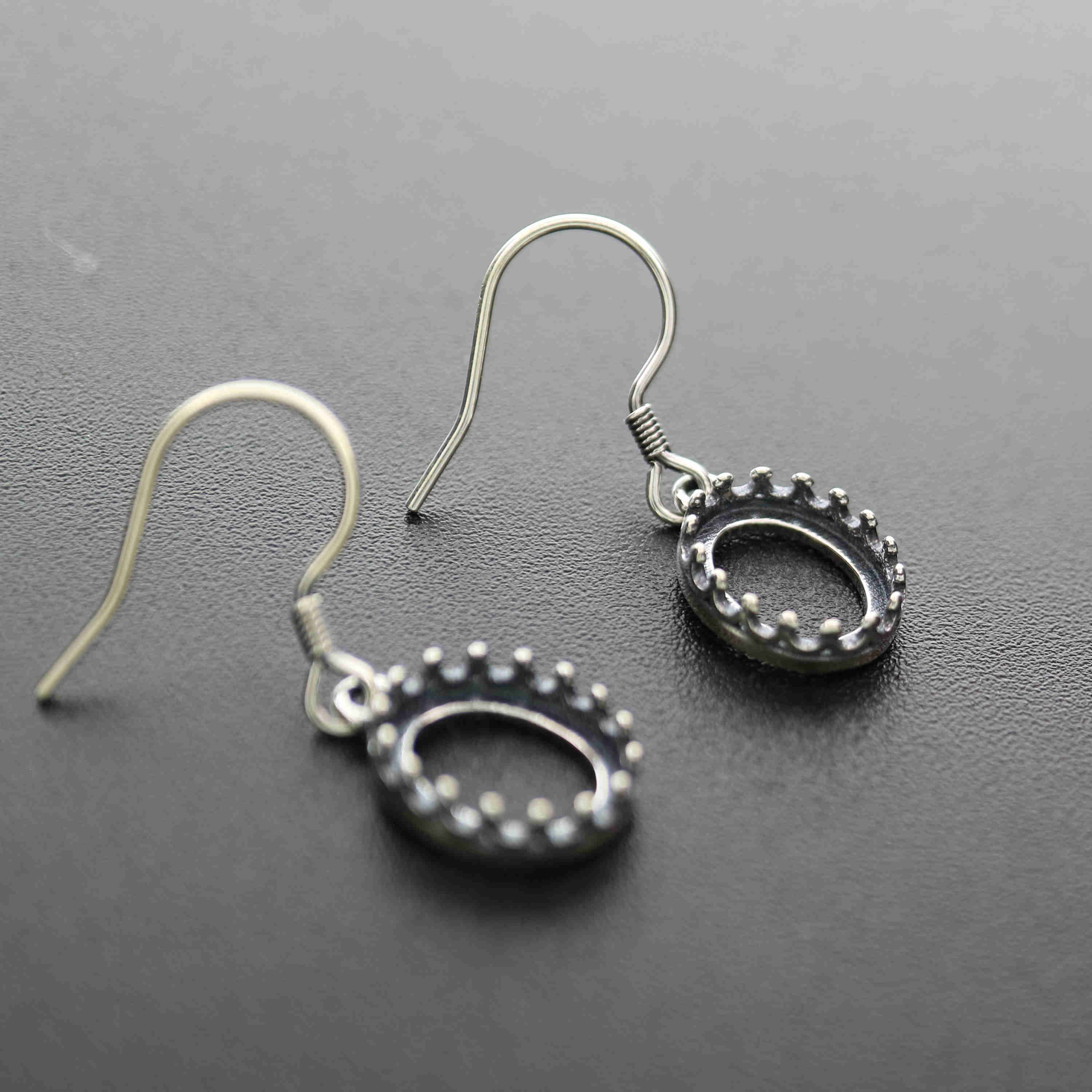 1Pair 8X10MM Vintage Style Antiqued Solid 925 Sterling Silver Oval Crown Earrings Bezel DIY Earrings Settings 1702182 - Click Image to Close